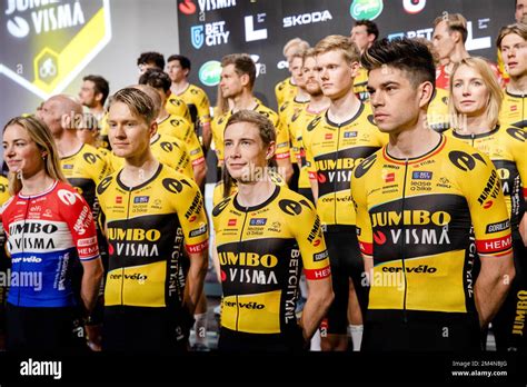 jumbo visma cycling team